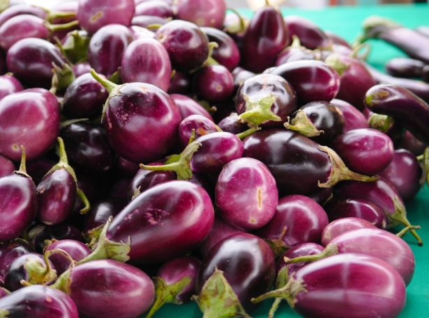 Purple vegetables and purple fruits